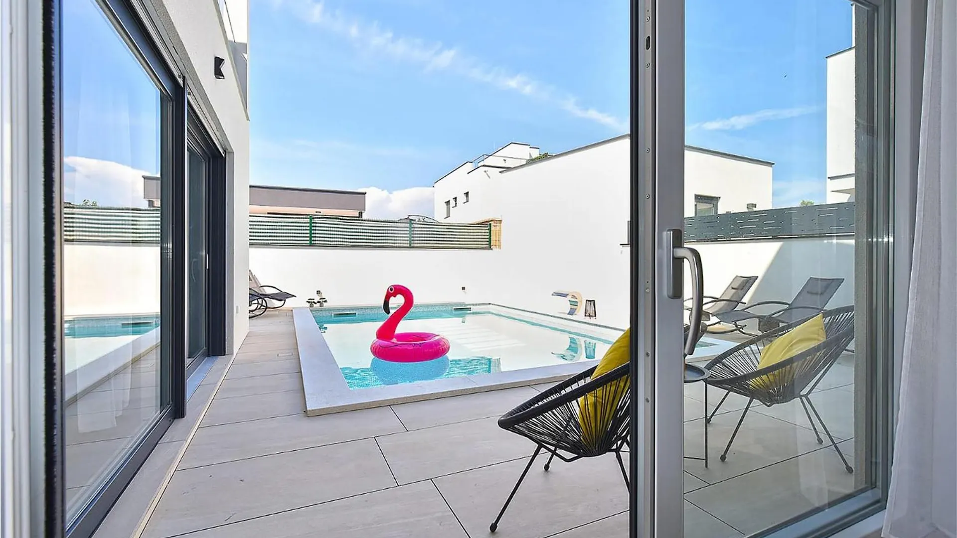 Beautiful Home In Peroj With Wifi 0*,